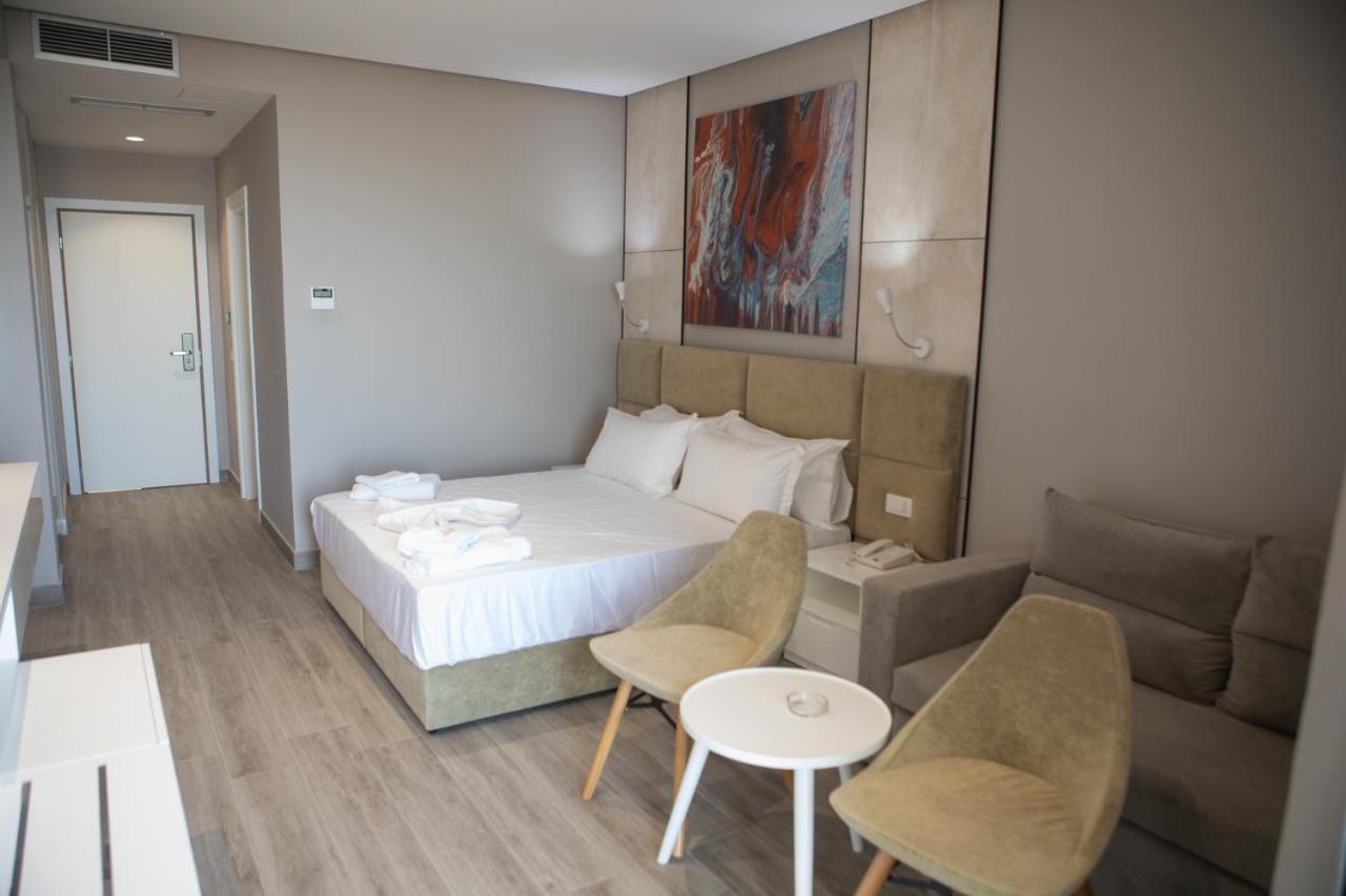 Hotel Qeparo Dış mekan fotoğraf