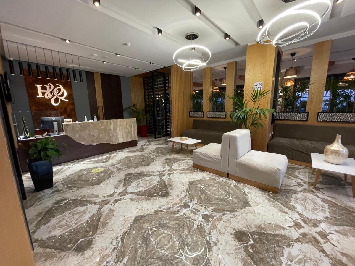 Hotel Qeparo Dış mekan fotoğraf